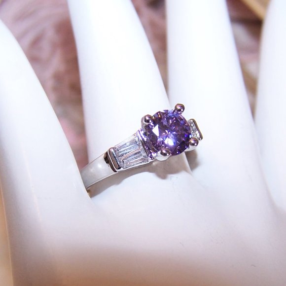 Sterling Silver Lavender Clear Cubic Zirconia CZ Engagement Ring - Size 7 - Picture 1 of 10